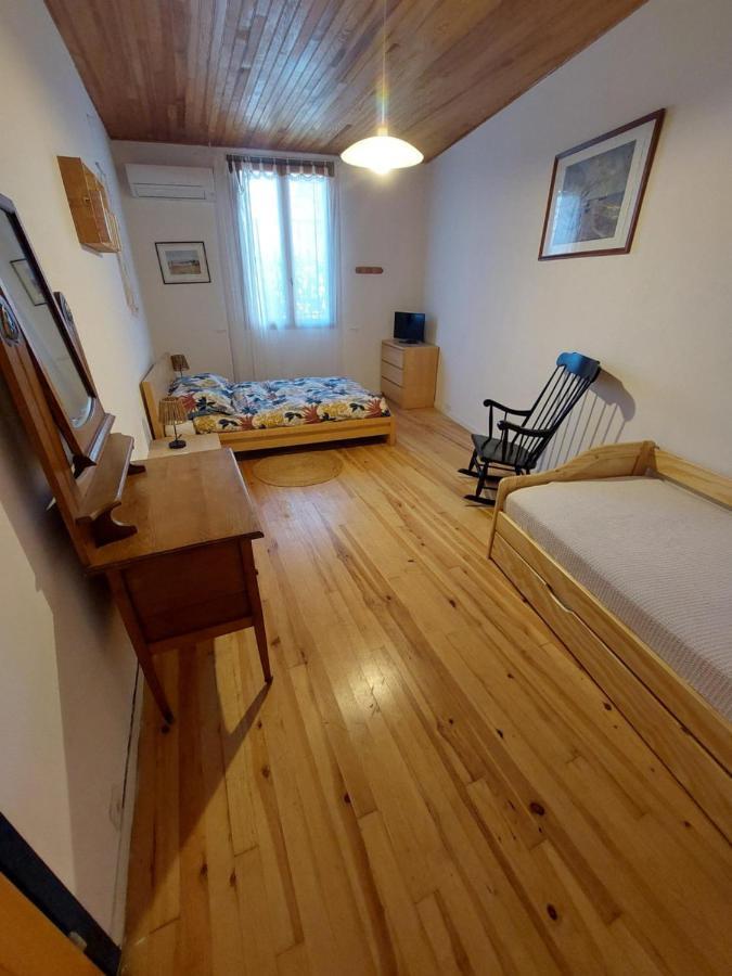 Chambres D'Hotes : Les Maisons De Gaia Tuchan Экстерьер фото